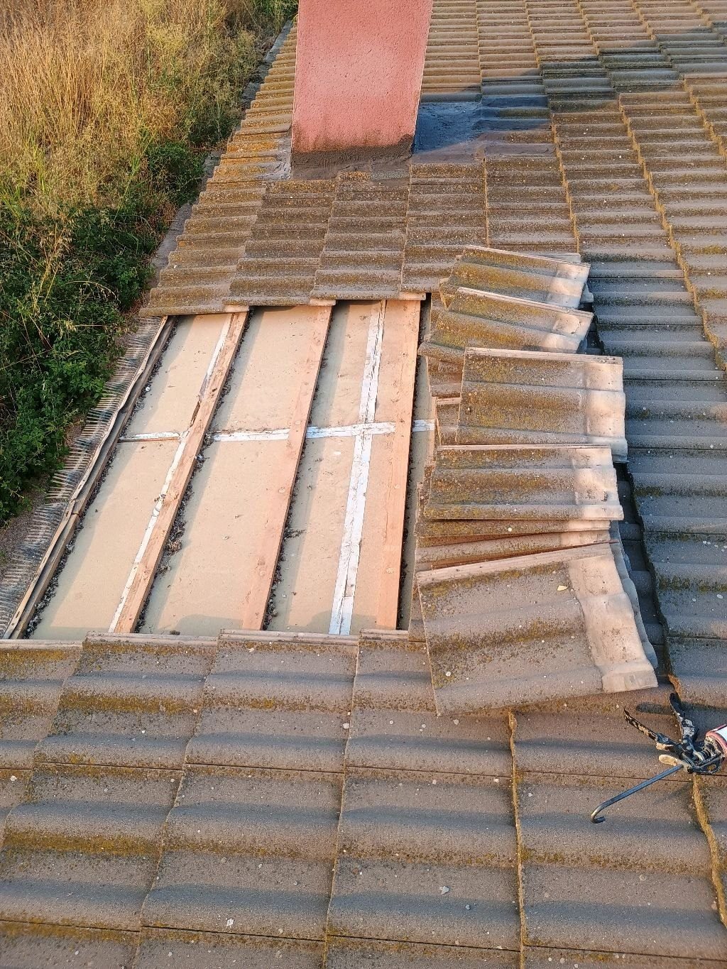Rehabilitación de cubierta de teja en Peñaflor (Zaragoza)